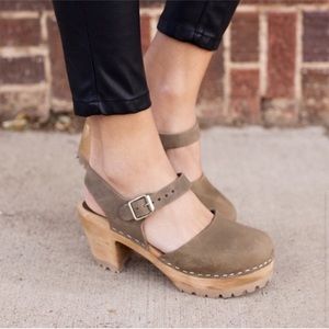 SWEDISH HASBEENS MIA ABBA CLOGS 39 EUC